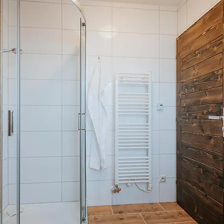 Gazdov Dvor Apartman *