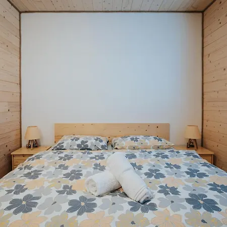 Gazdov Dvor Apartman *